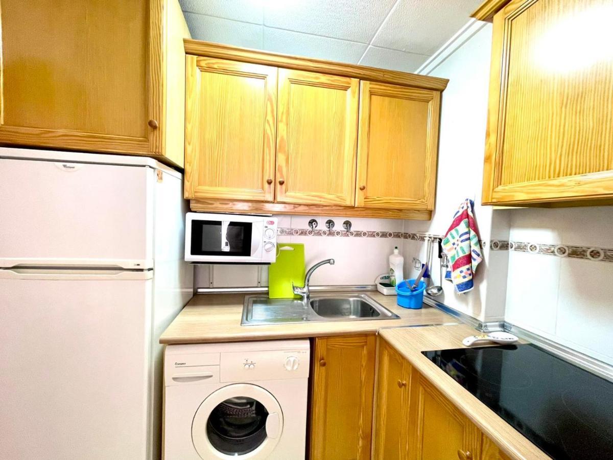 Torrevieja Comfortable Apartment מראה חיצוני תמונה